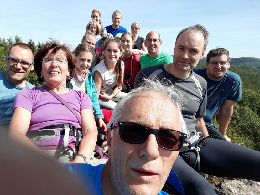 Klettergruppe des TV Ransbach auf der Teufelsley in der Eifel